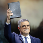 Presidente mundial de la Iglesia Adventista reafirma la relevancia de la Biblia en transmisión en vivo